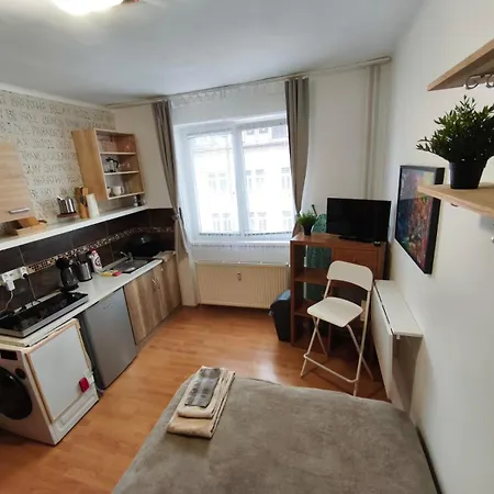 Petite Urban Oasis * Bratislava