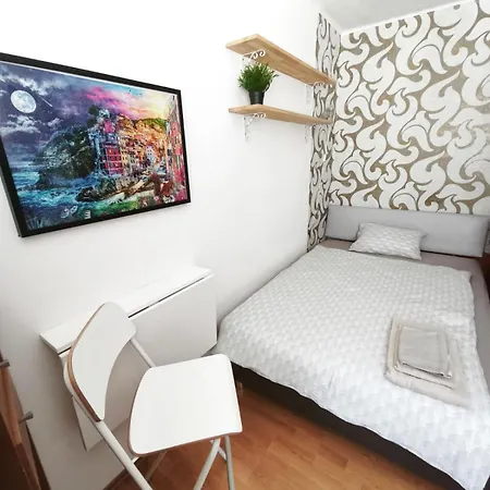 Petite Urban Oasis Apartment Bratislava