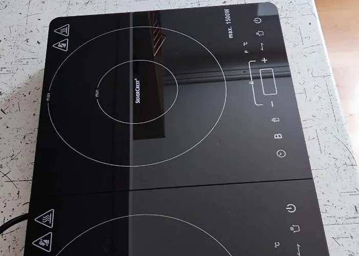 Petite Urban Oasis شقة