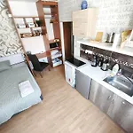 Petite Urban Oasis Apartman