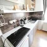 Apartman Petite Urban Oasis